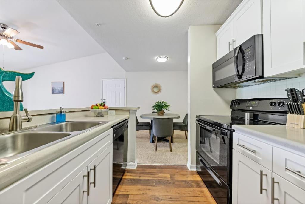 Designed 2Br With Balcony Pool And Gym Apartamento Bradenton Exterior foto
