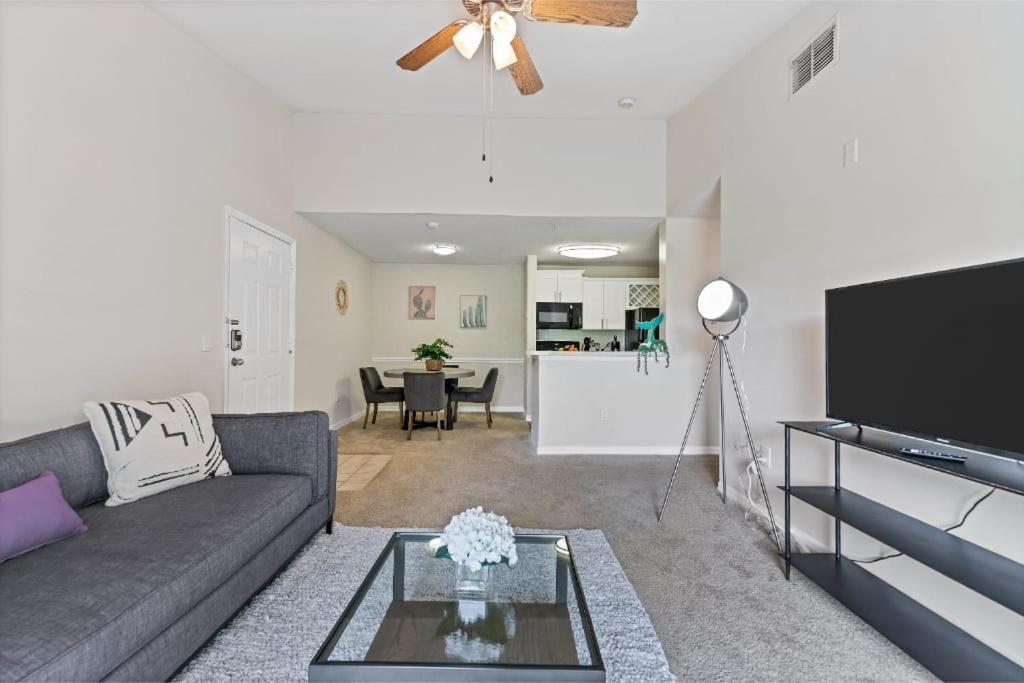Designed 2Br With Balcony Pool And Gym Apartamento Bradenton Exterior foto